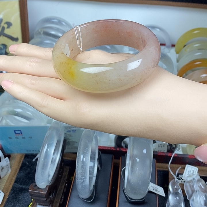 石英质玉未镶嵌手镯59.4三彩4421