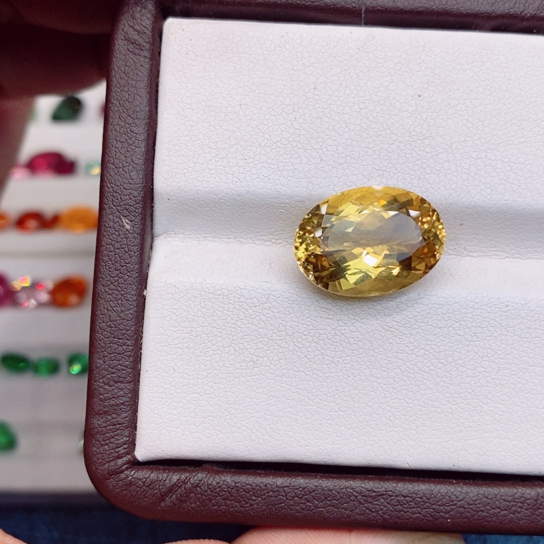 绿柱石裸石未镶嵌绿柱石10.56克拉