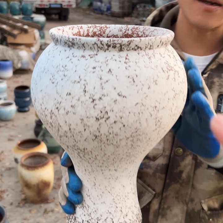 高度30厘米口15厘米