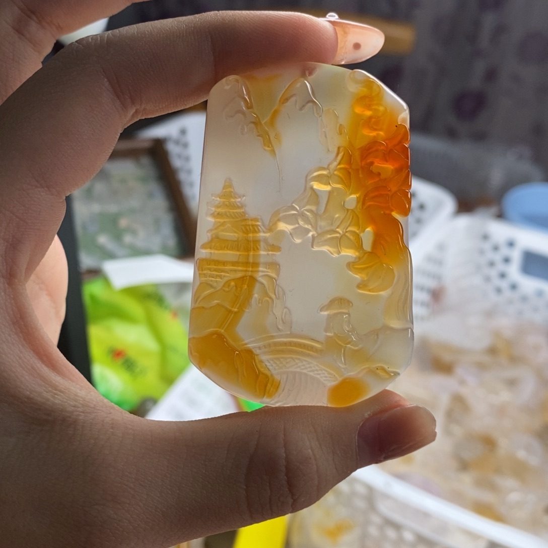 T***.玛瑙/玉髓未镶嵌颈饰