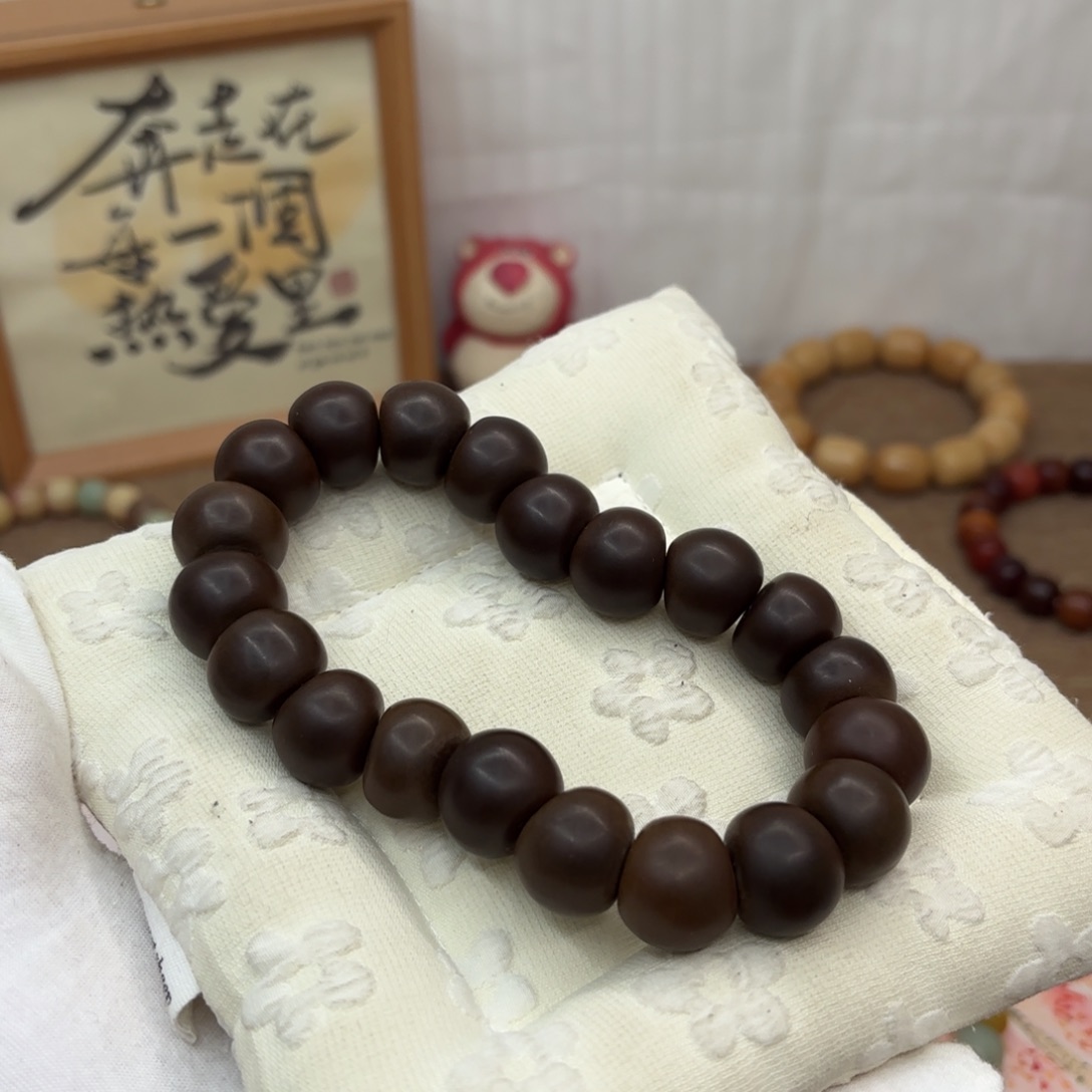 菩提根/象牙果吊坠18干磨落地果糖油巧克力胖墩肠默认瑕