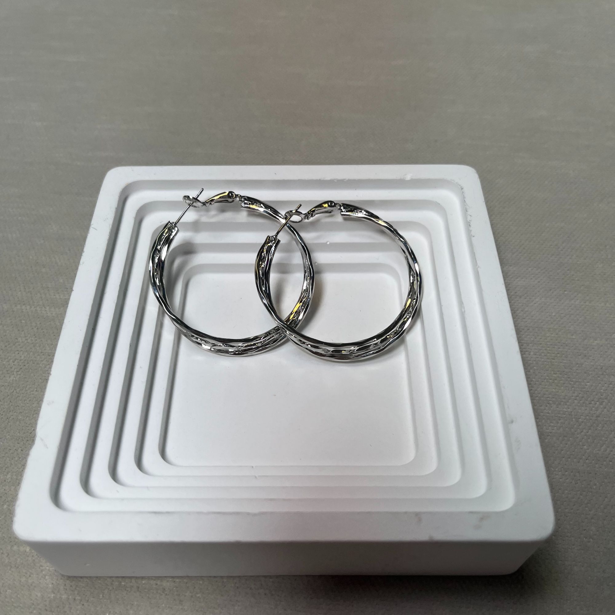 合金耳饰 女耳钉耳饰小众高级感百搭时尚B0902