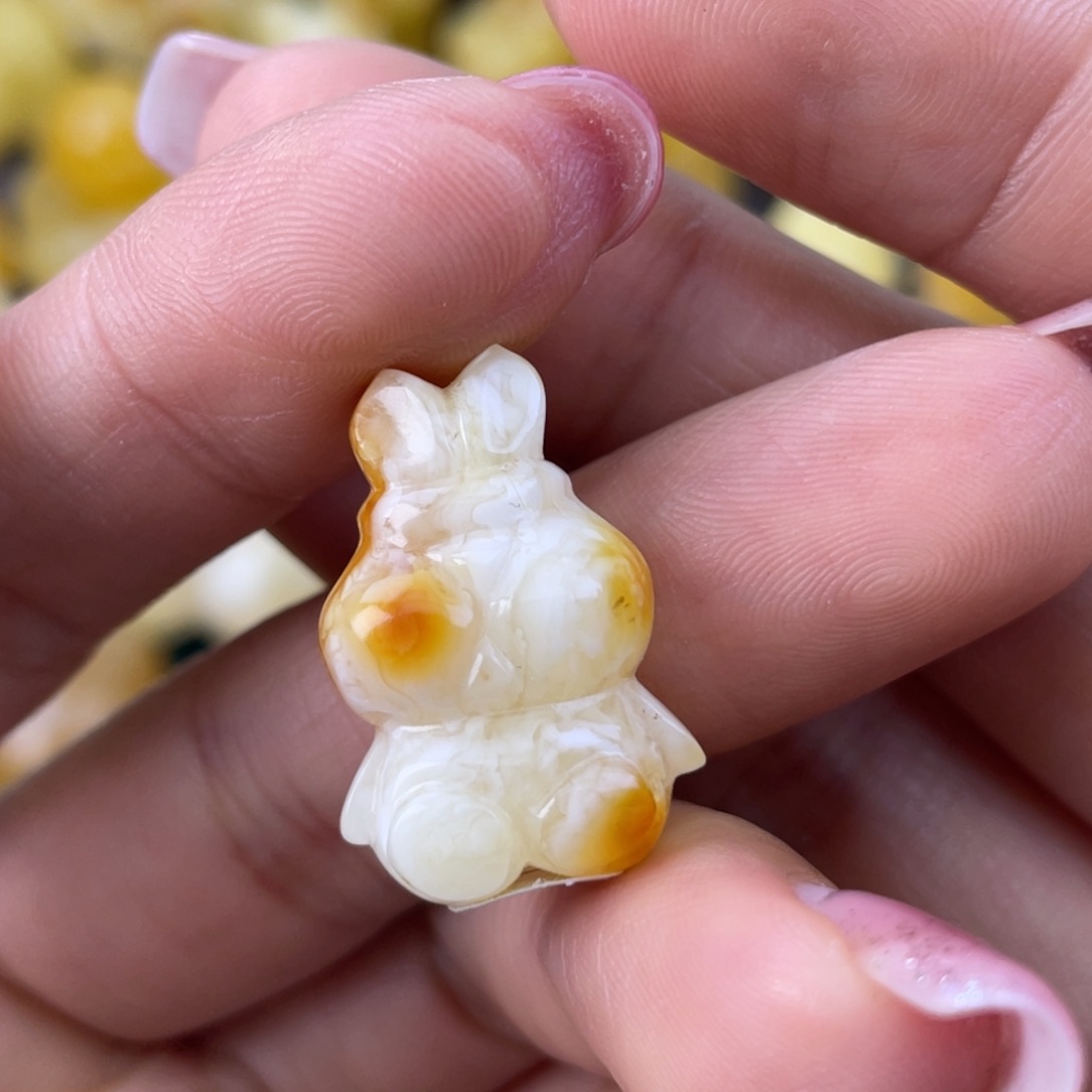 琥珀裸石未镶嵌蜜蜡