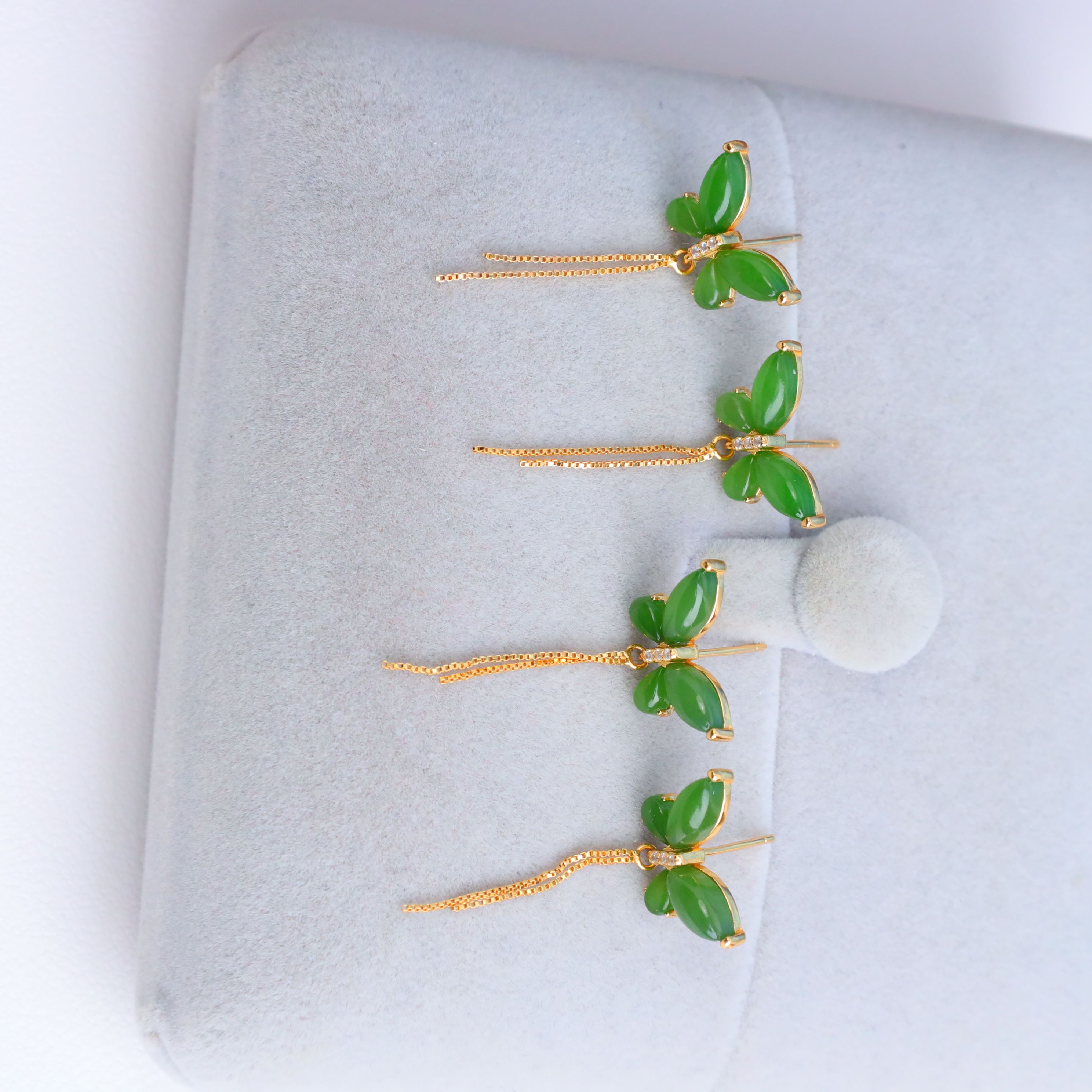 【琪琪珠宝】时尚和田玉碧玉蝴蝶耳钉——多样性发货发一对