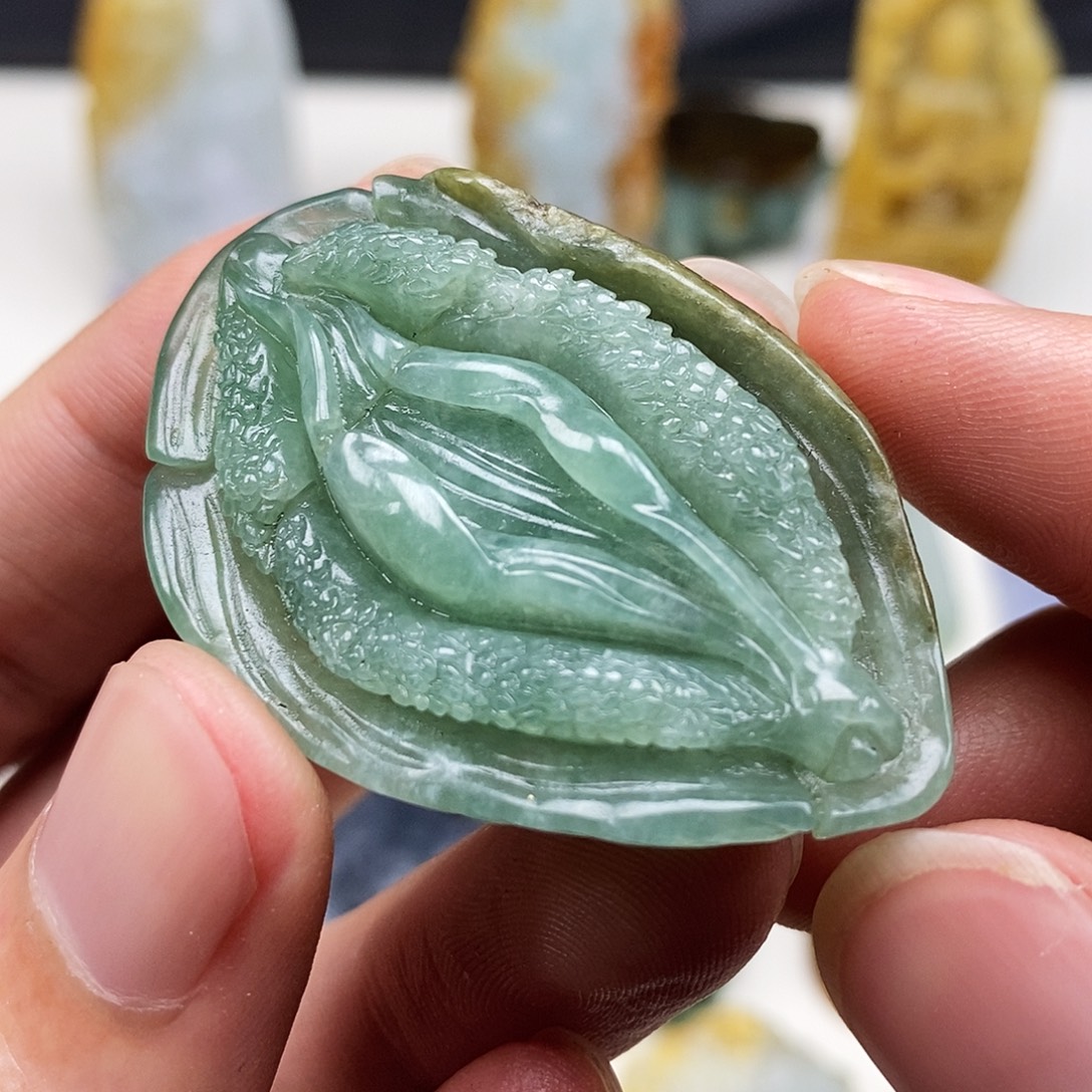 定制翡翠未镶嵌天然翡翠