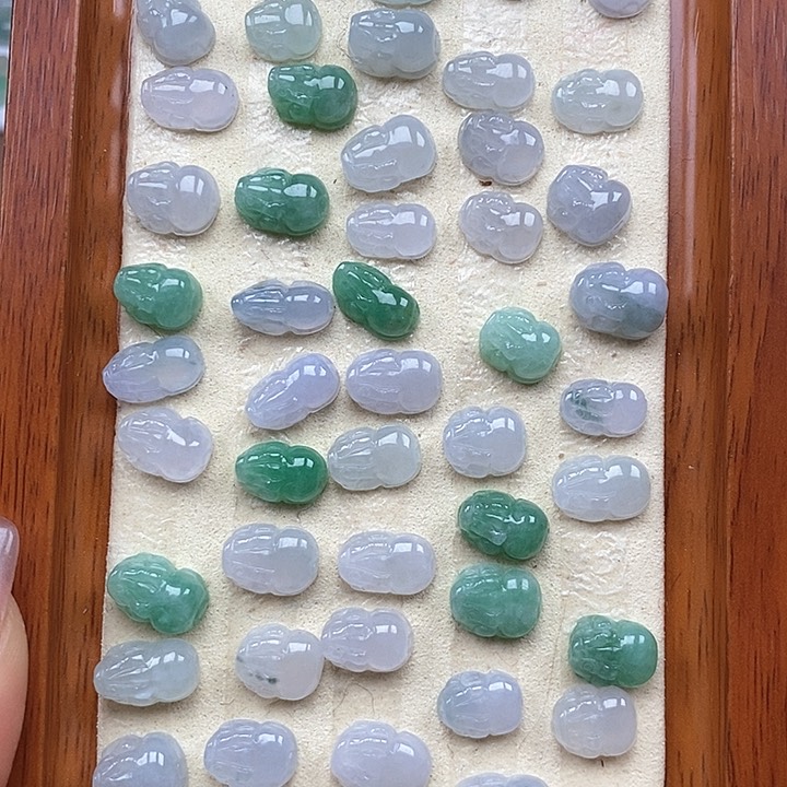 翡翠颈饰未镶嵌一个45