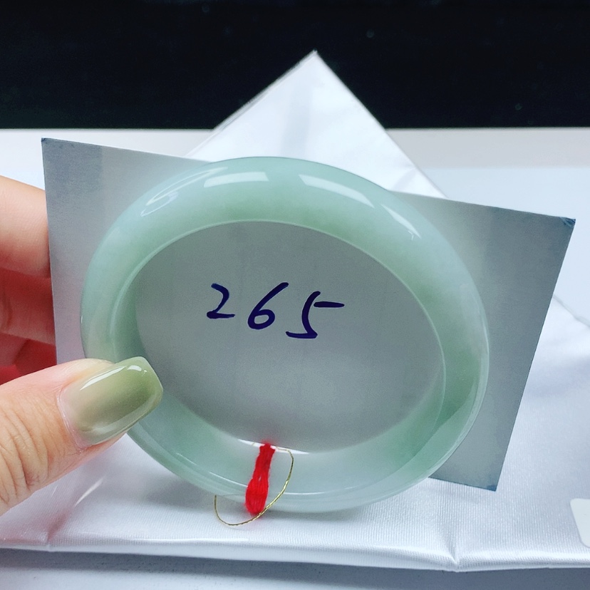 【闪购商品】翡翠未镶嵌手镯 正圈57+