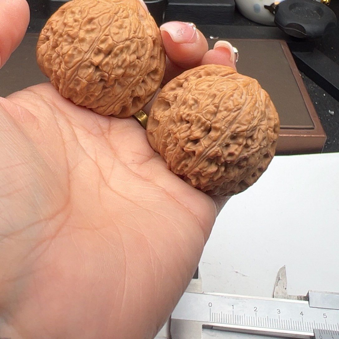 文玩核桃把件泥鳅44