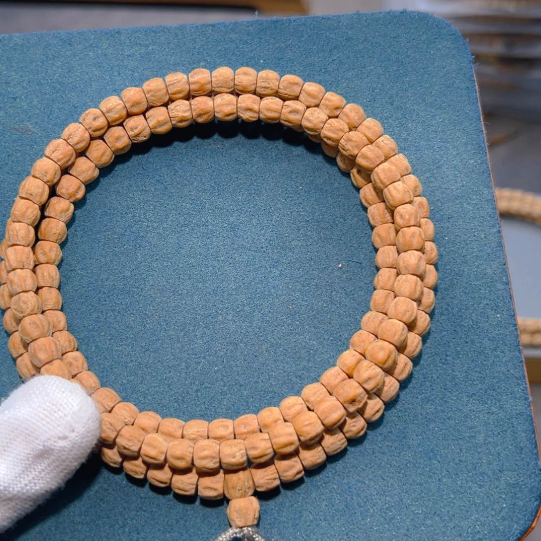 吊坠柏香籽/百香籽第****房玉莲花