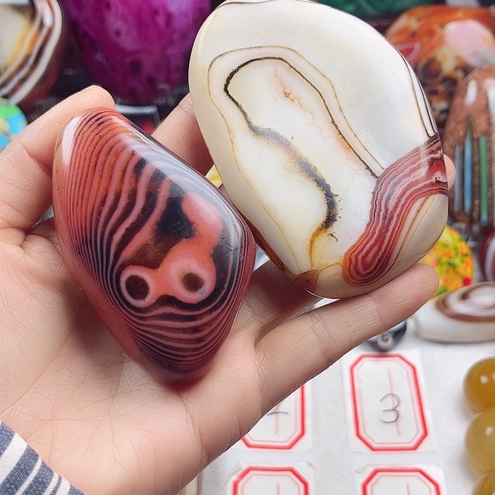 高***山玛瑙/玉髓未镶嵌耳环