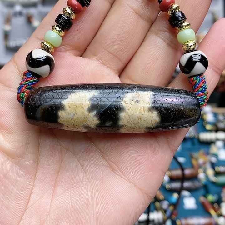 玛瑙/玉髓颈饰合金