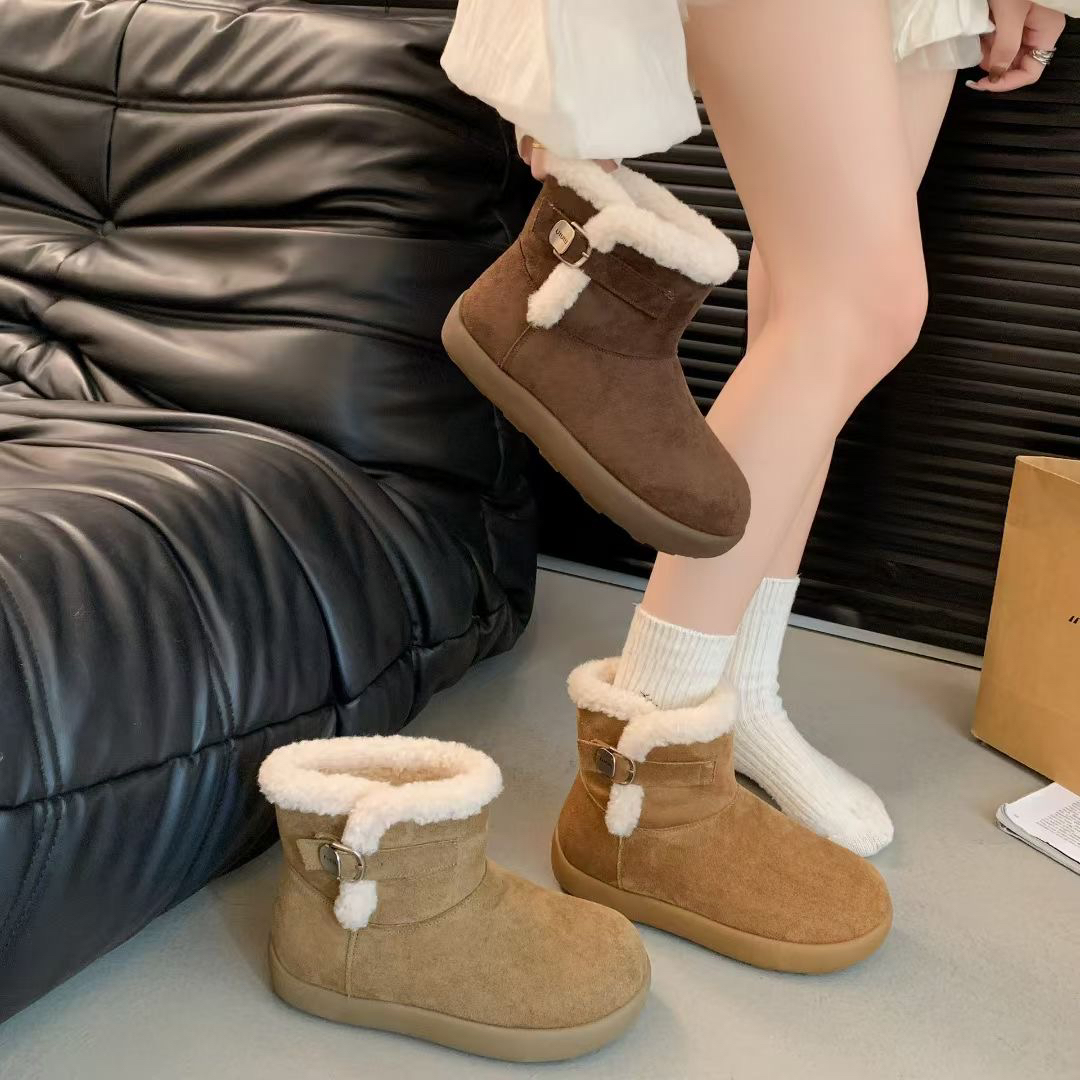 冬季加绒加厚雪地靴女平跟防水防滑保暖厚底短筒棉鞋女款时尚棉靴