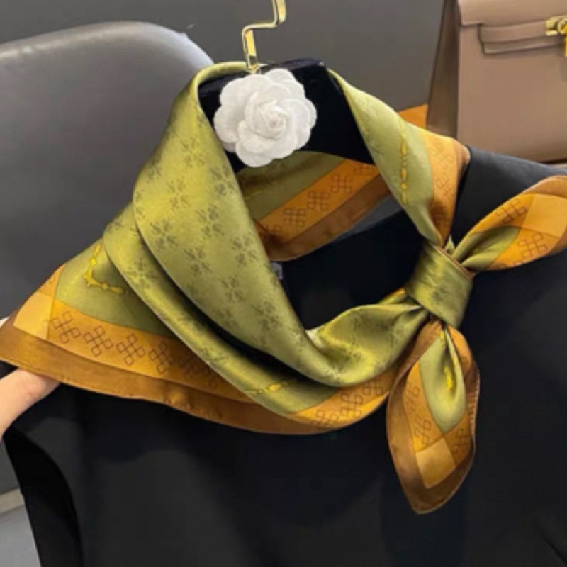 L01-5小丝巾丽锦缎小方巾丝巾围巾小披肩