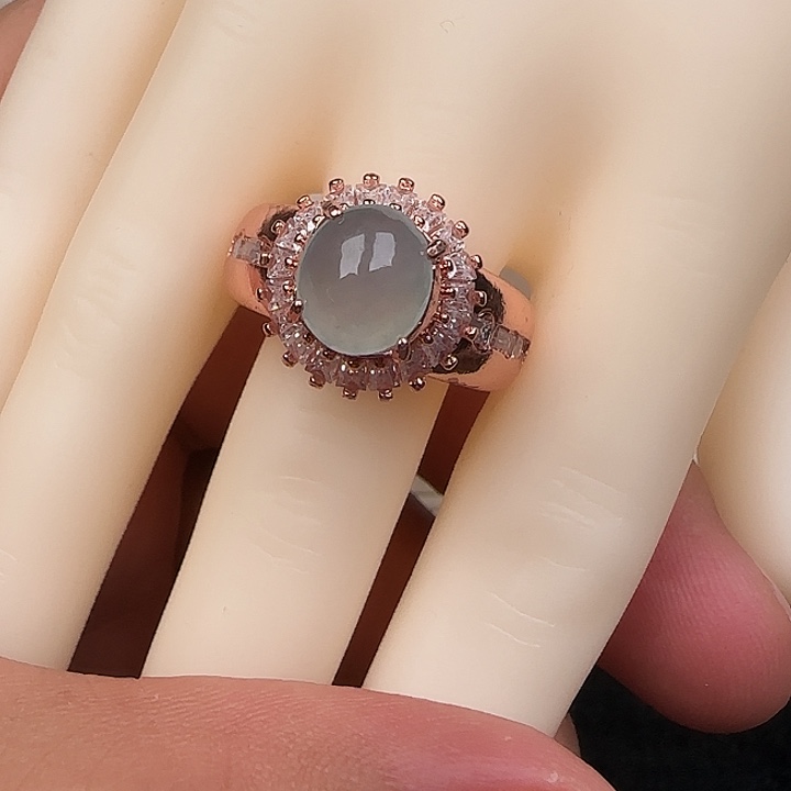 翡翠未镶嵌戒指缅甸翡翠A货蛋面