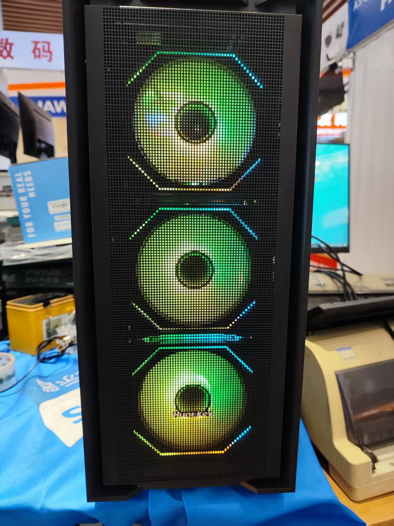 AMD7800X3D主机箱水冷吃鸡电竞彩虹游戏