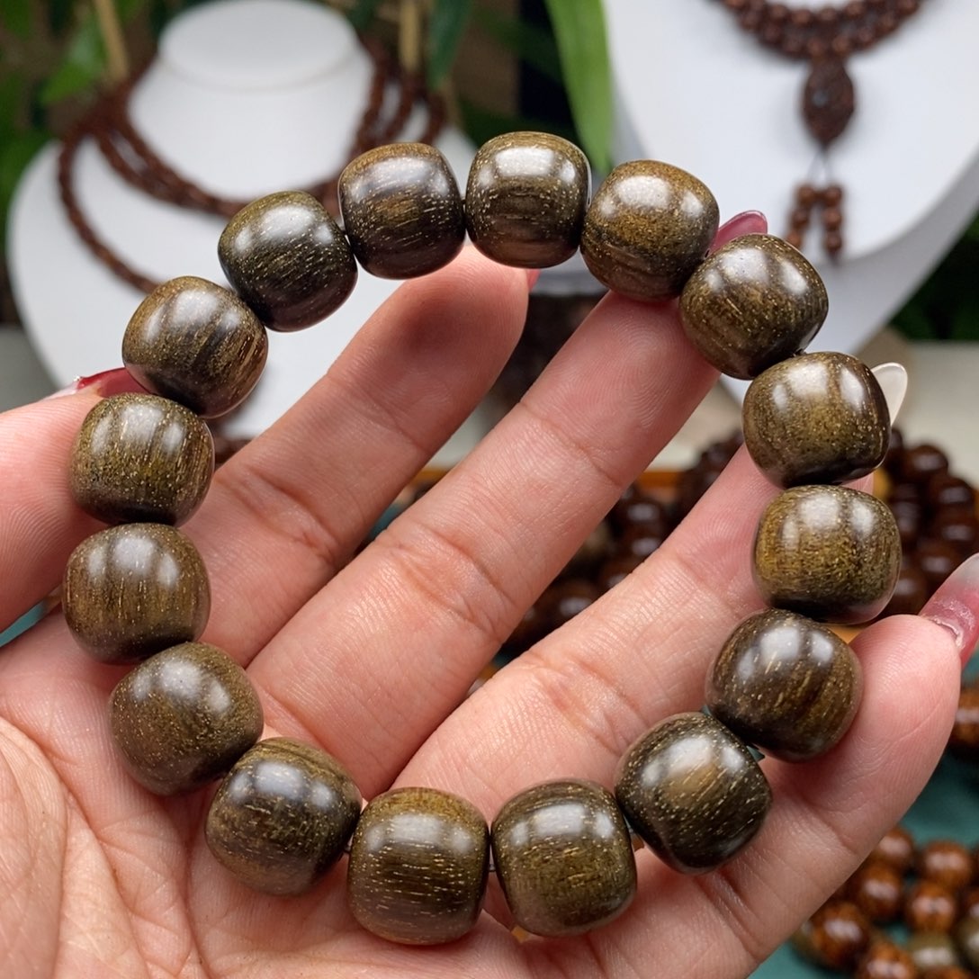 贡木手串/手链贡木1314帝王绿雪花龙