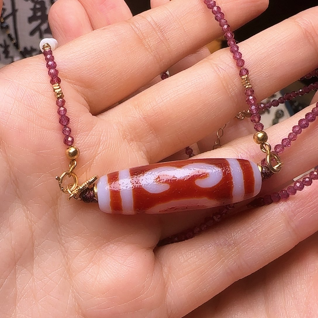 玛瑙/玉髓颈饰未镶嵌