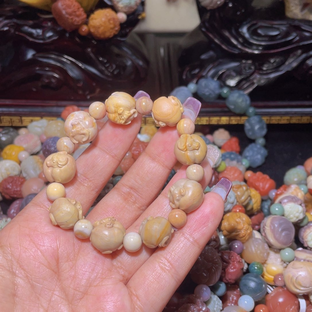 石英质玉手链未镶嵌