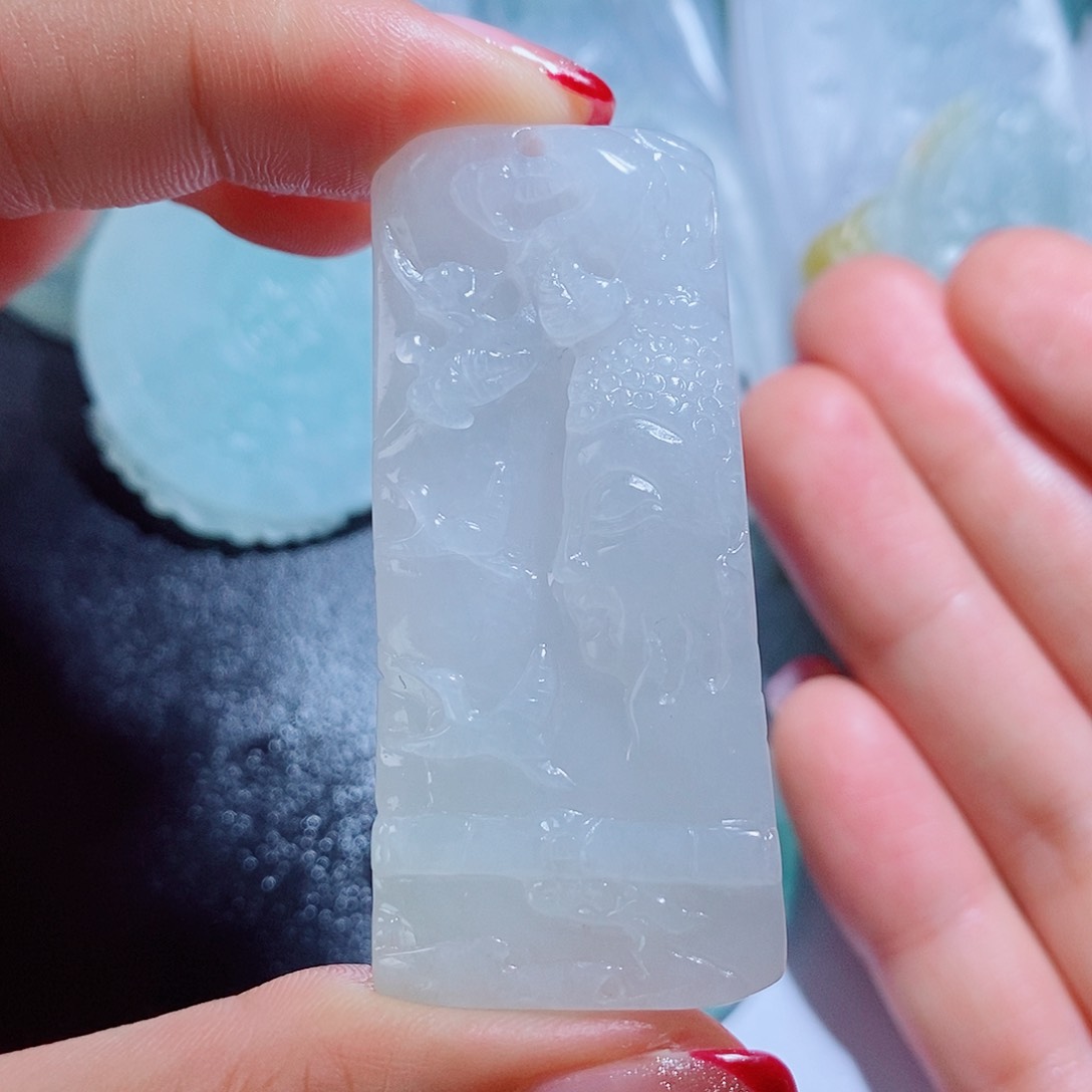 定制翡翠未镶嵌毛货不支持退换货，付款后确认抛光