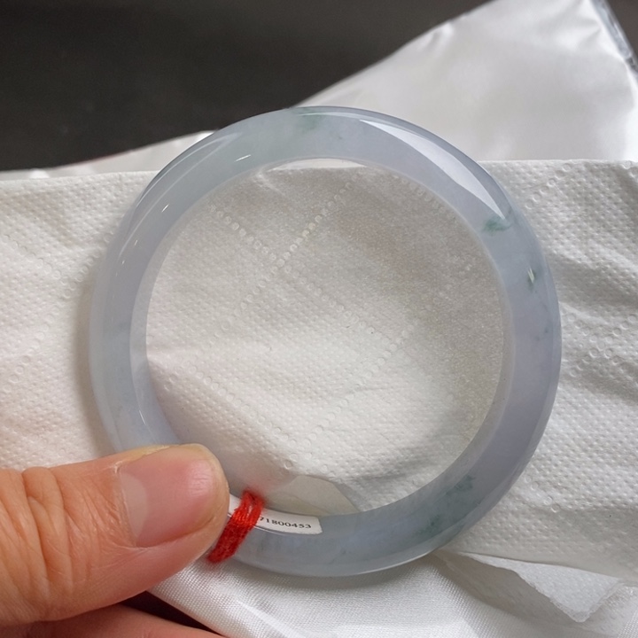 翡翠手镯未镶嵌55.6圈