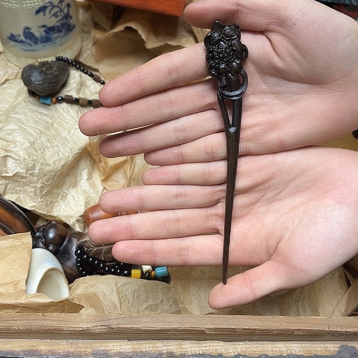 大叶紫檀（黑酸枝木类）