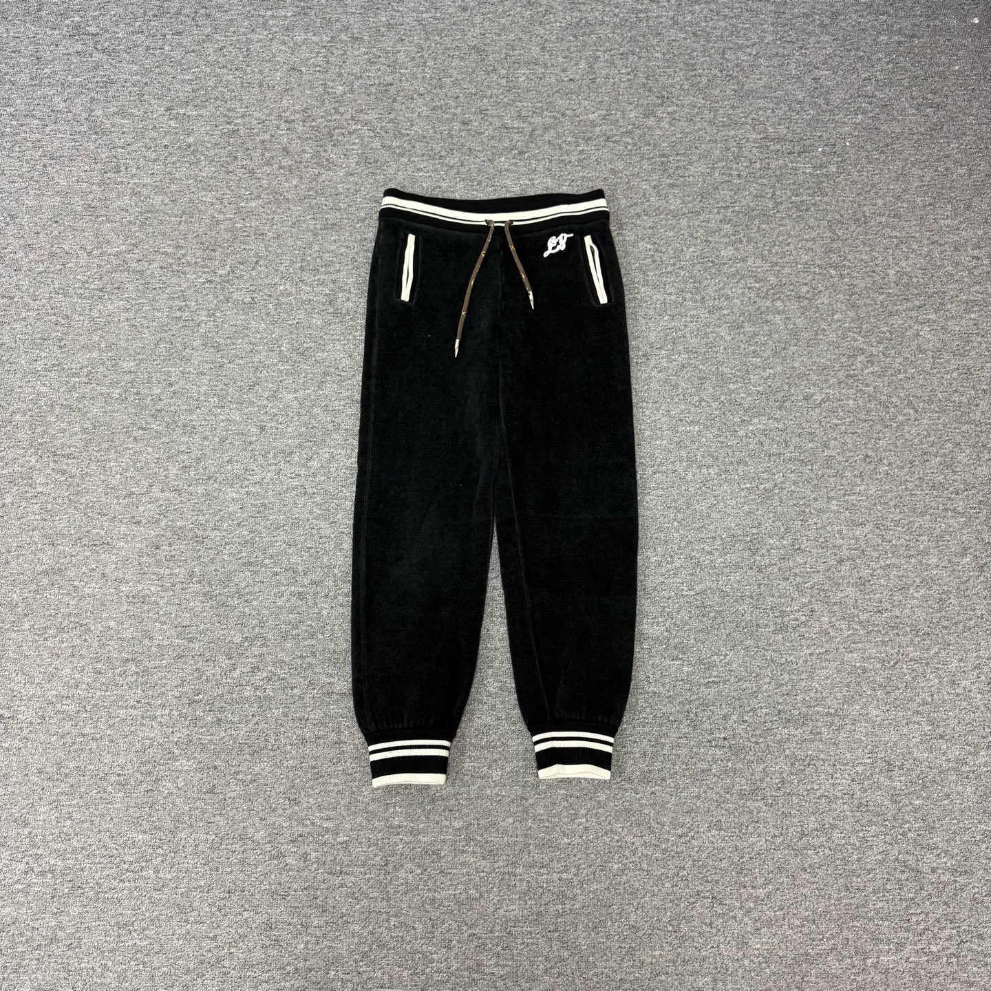 99新 AMIPARIS lv 丝绒休闲裤xs码