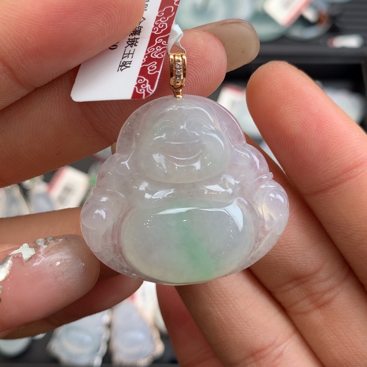 翡翠18K金镶嵌颈饰翡翠