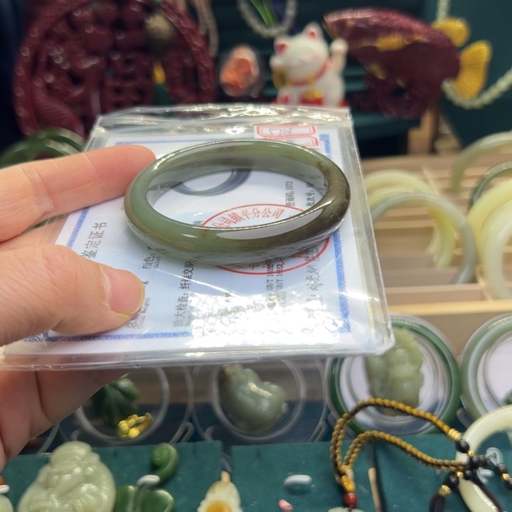 和田玉手镯未镶嵌54.8圈围5713