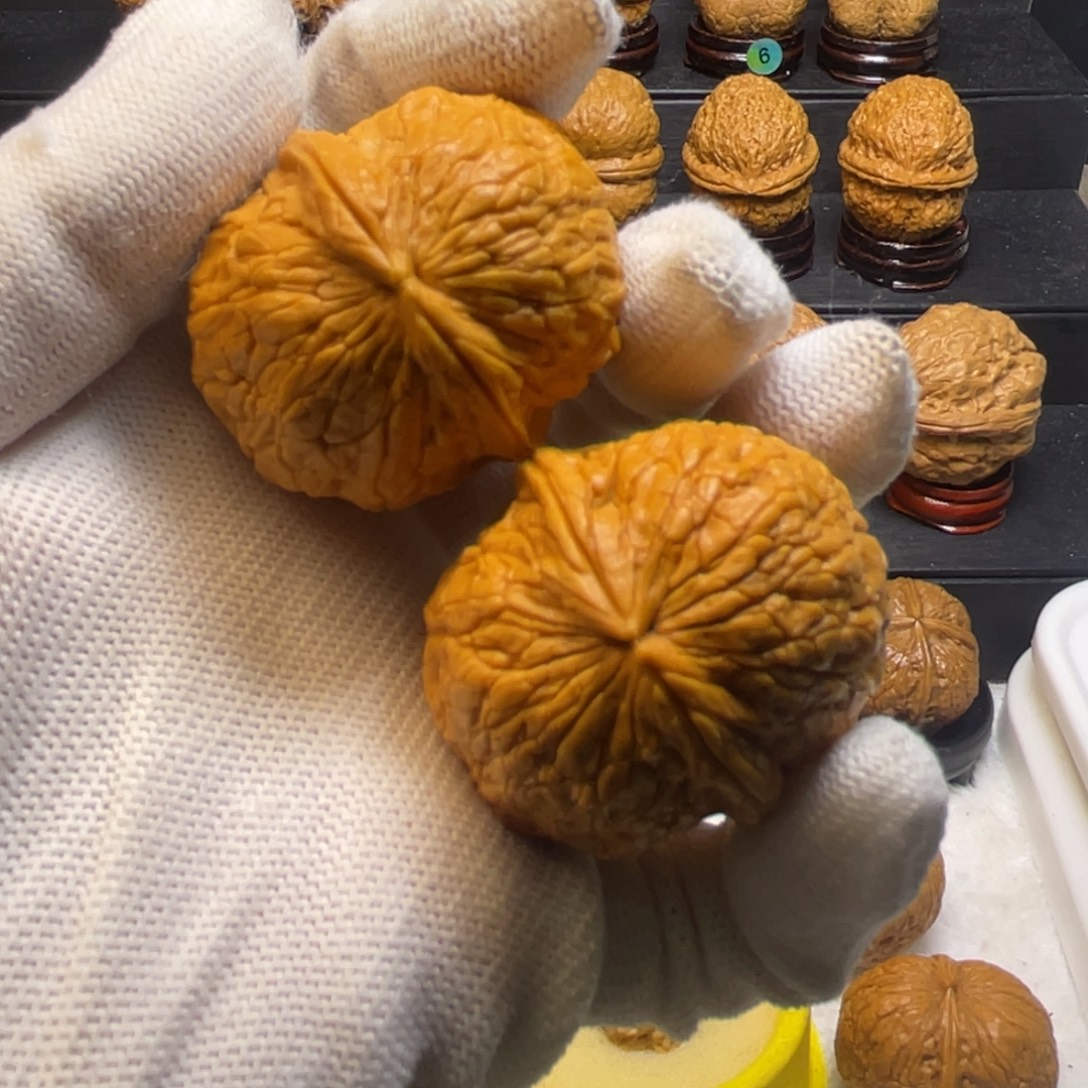 文玩核桃把件Y7金丝绣球41尺