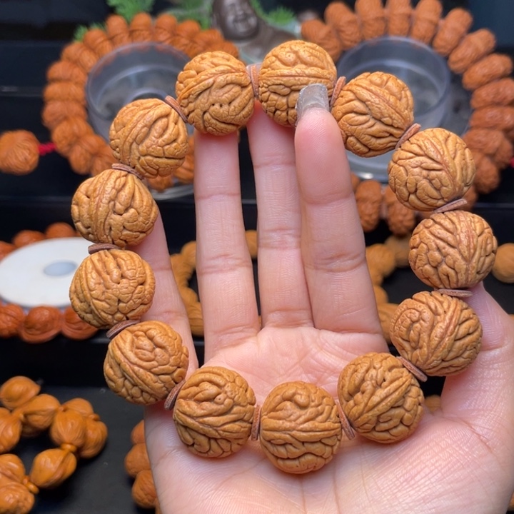 桃核手串22尺寸密纹龙珠（14号链接）