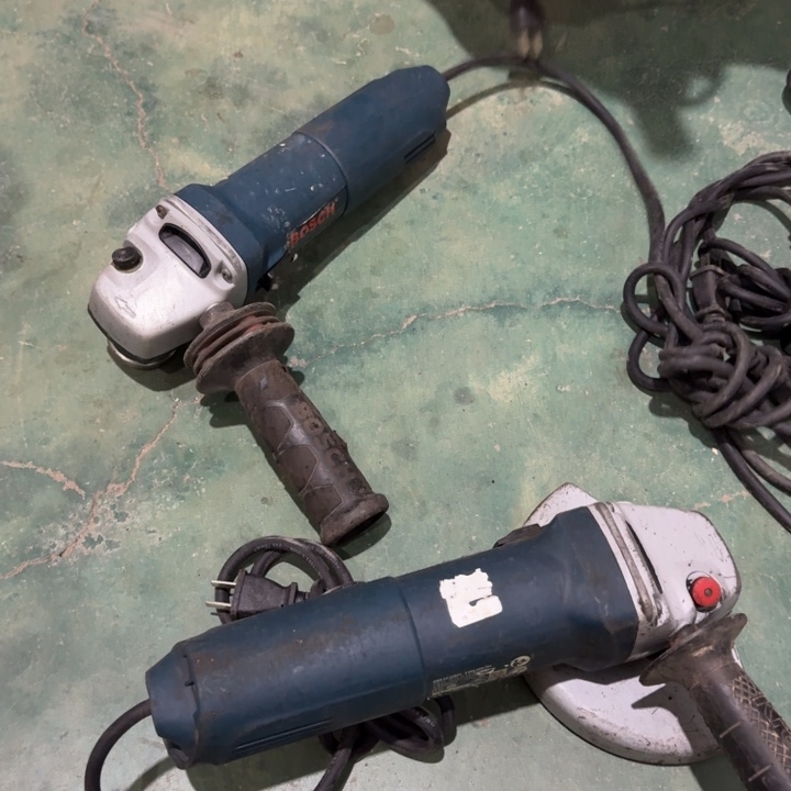 博士带握把角磨机