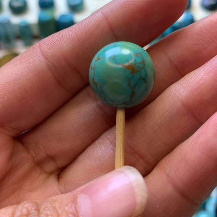 荣***厂绿松石未镶嵌珠宝奇石