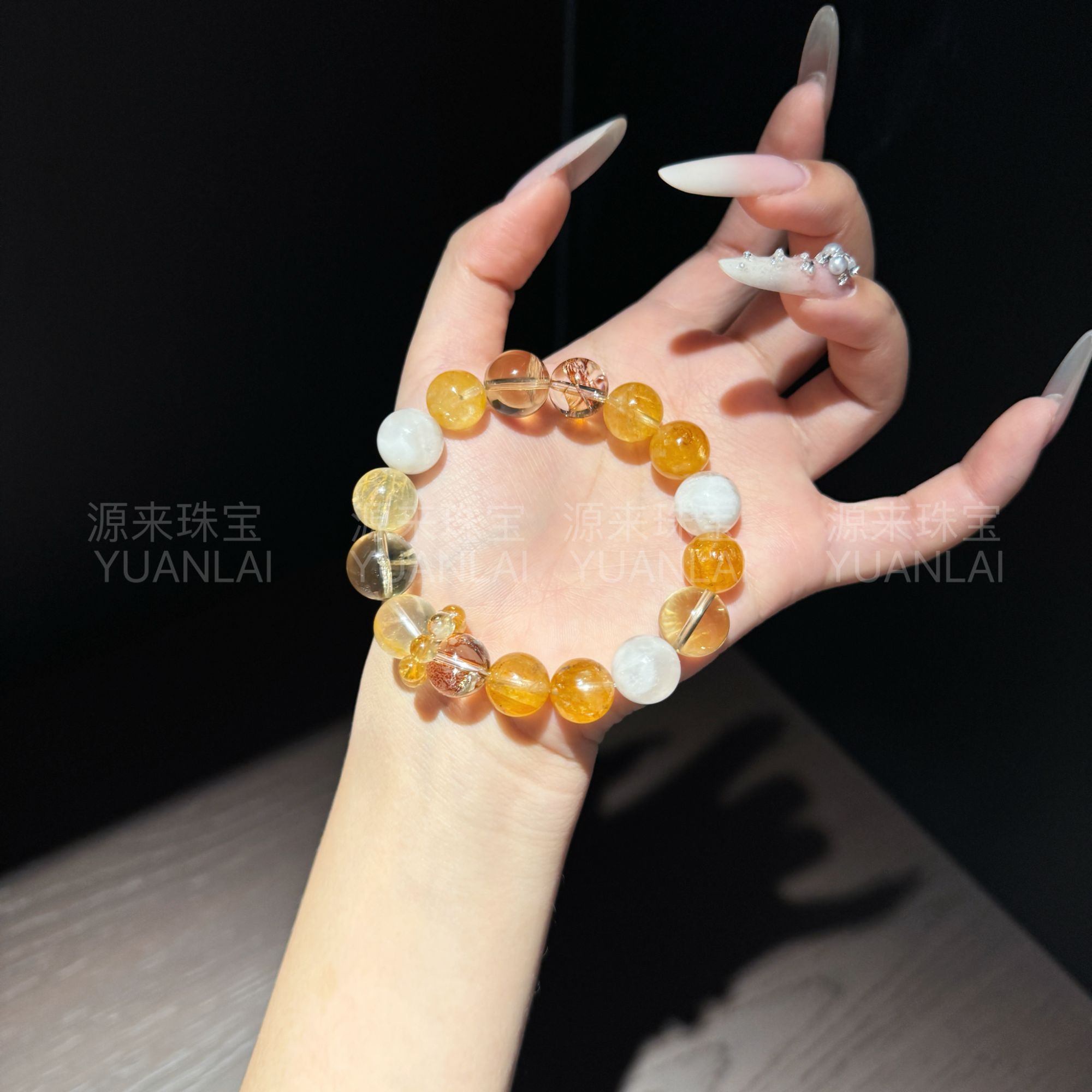 Y1*金璃月沁*天然胶花雪花幽灵手串K