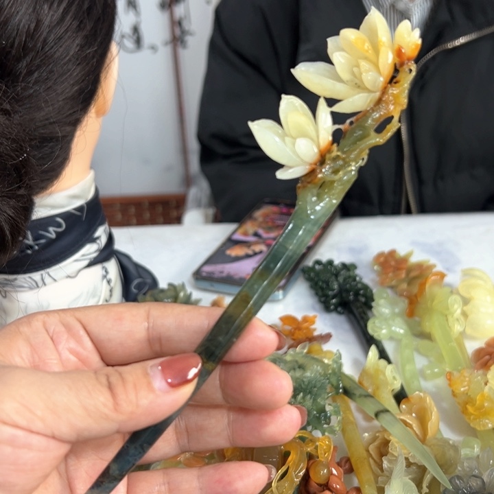 定制蛇纹石玉毛货发饰