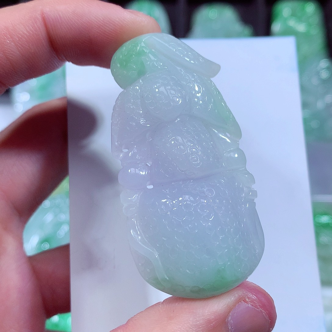 翡翠颈饰未镶嵌缅甸翡翠