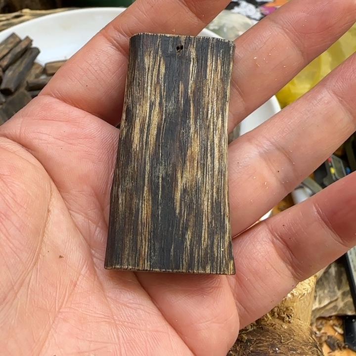 盛***华沉香沉香碎屑棋楠沉香树心油牌8克