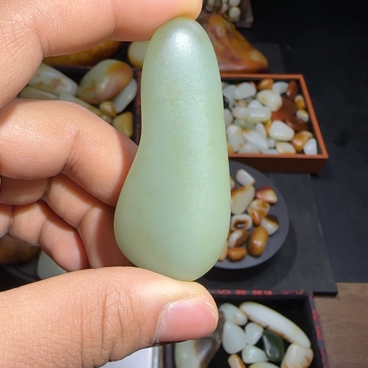 和田玉颈饰未镶嵌55.8克