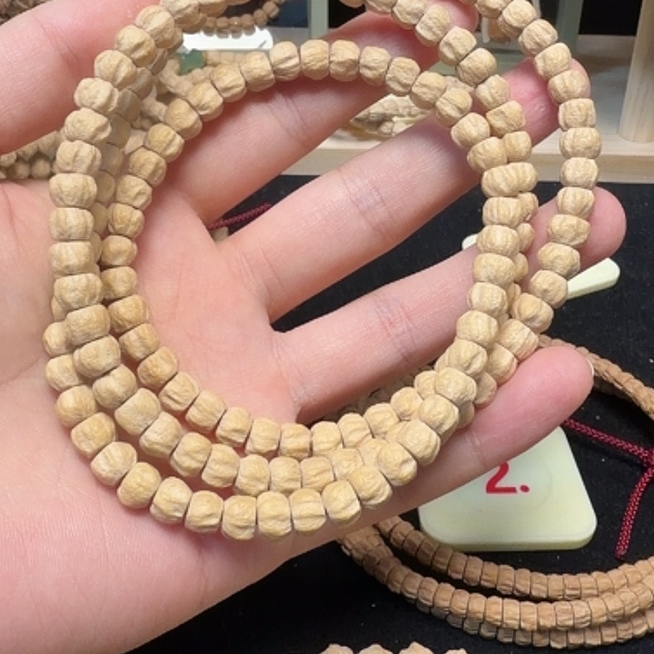 独***月柏香籽/百香籽吊坠