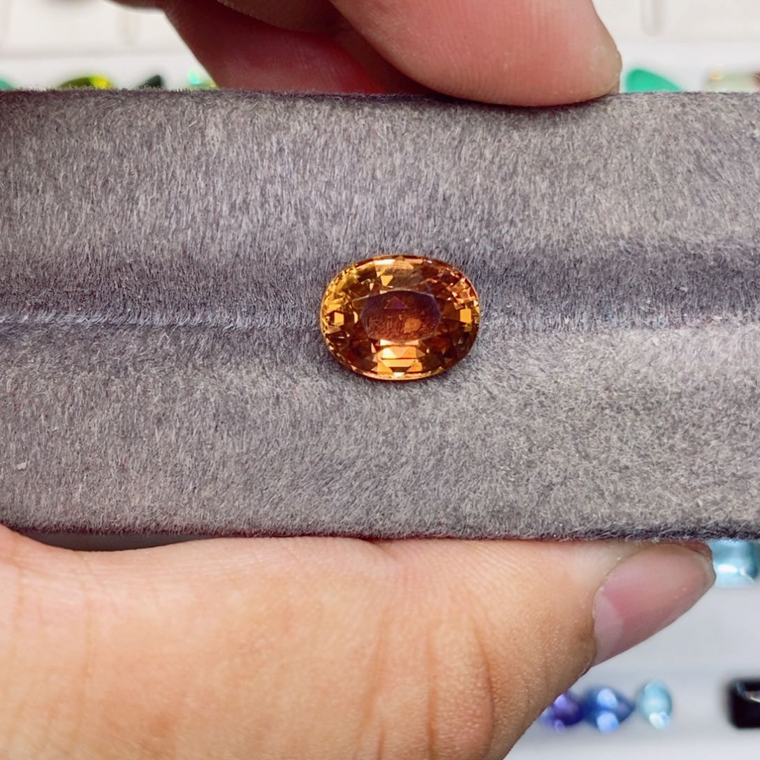 碧玺裸石未镶嵌碧玺4.54克拉