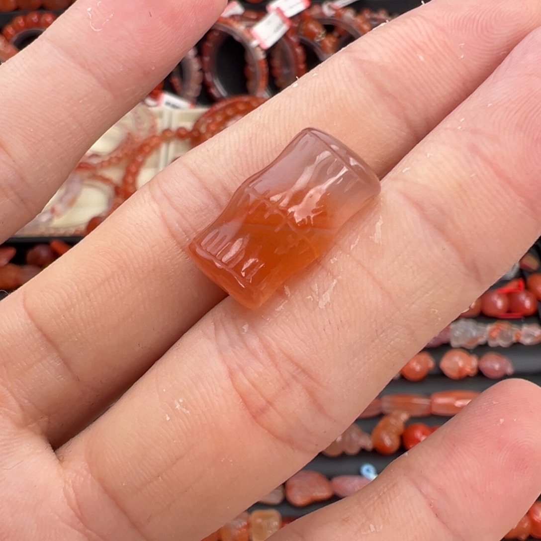 南红玛瑙未镶嵌颈饰竹节