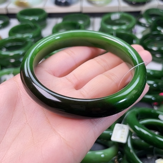 和田玉（碧玉）未镶嵌手镯63