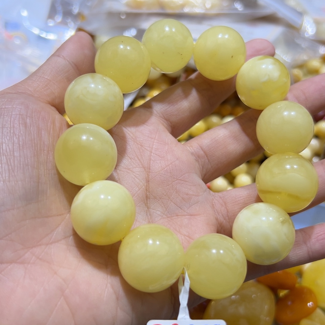 琥珀珠宝奇石未镶嵌