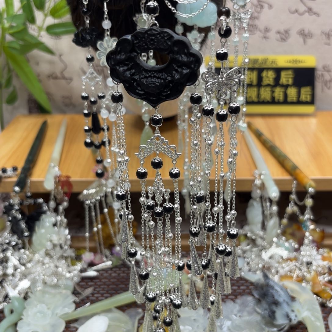 蛇纹石玉合金戒指