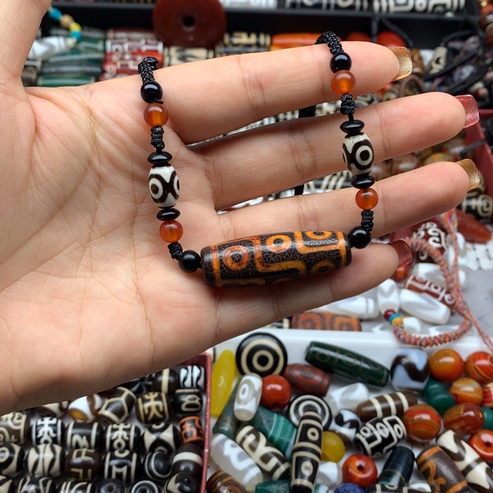 玛瑙/玉髓未镶嵌吊坠(赠链)