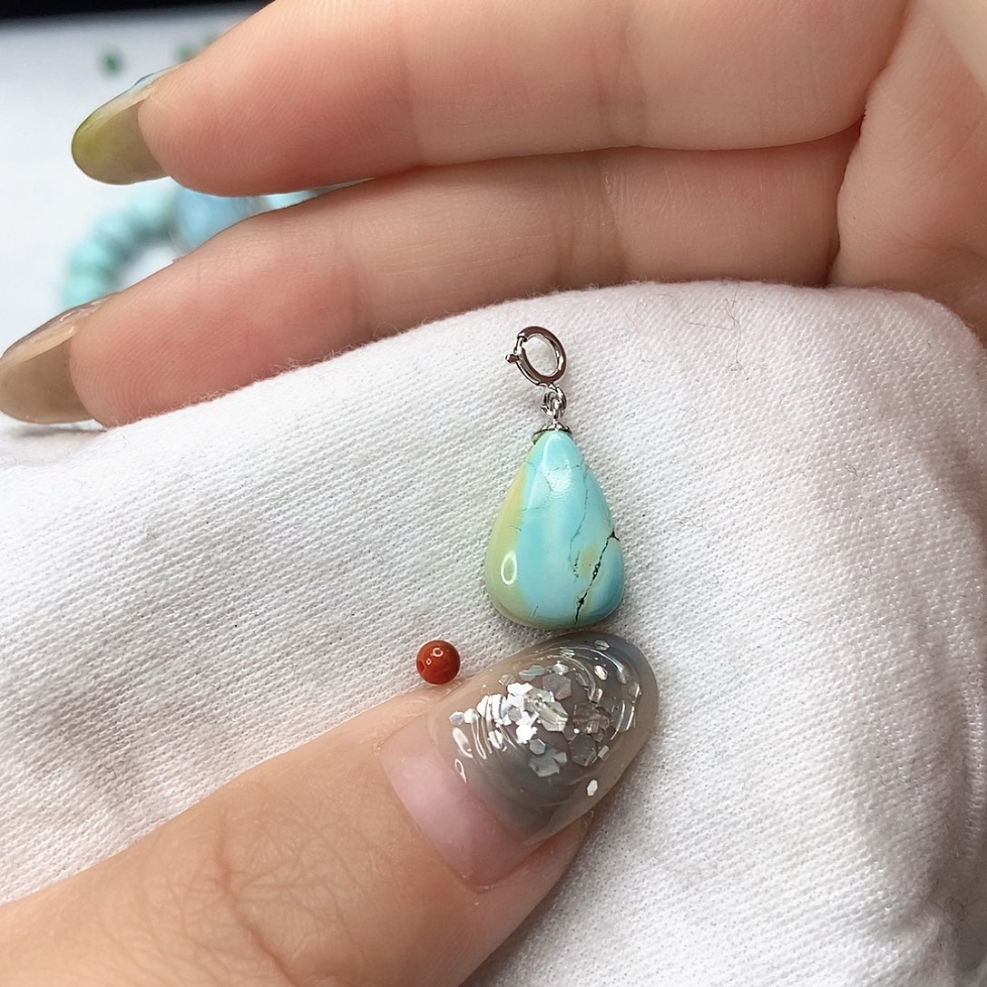 南红玛瑙未镶嵌珠宝奇石