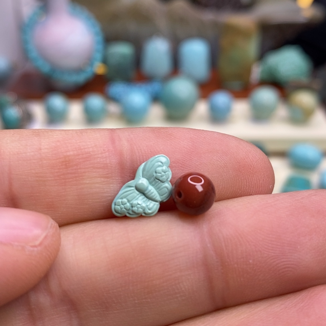 南红玛瑙未镶嵌珠宝奇石