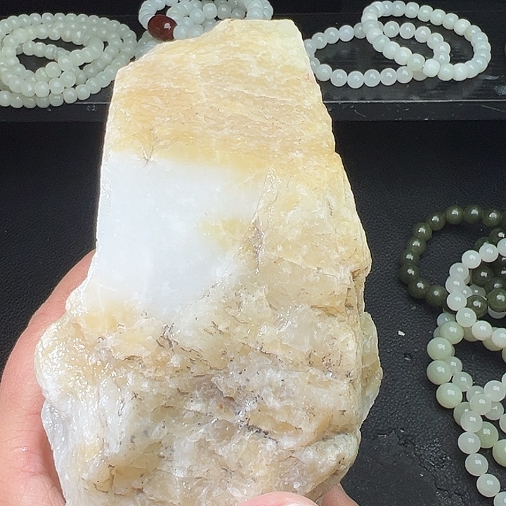 和田玉（糖玉）未镶嵌车挂