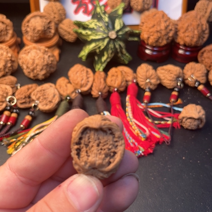 桃核吊坠蛇头异形