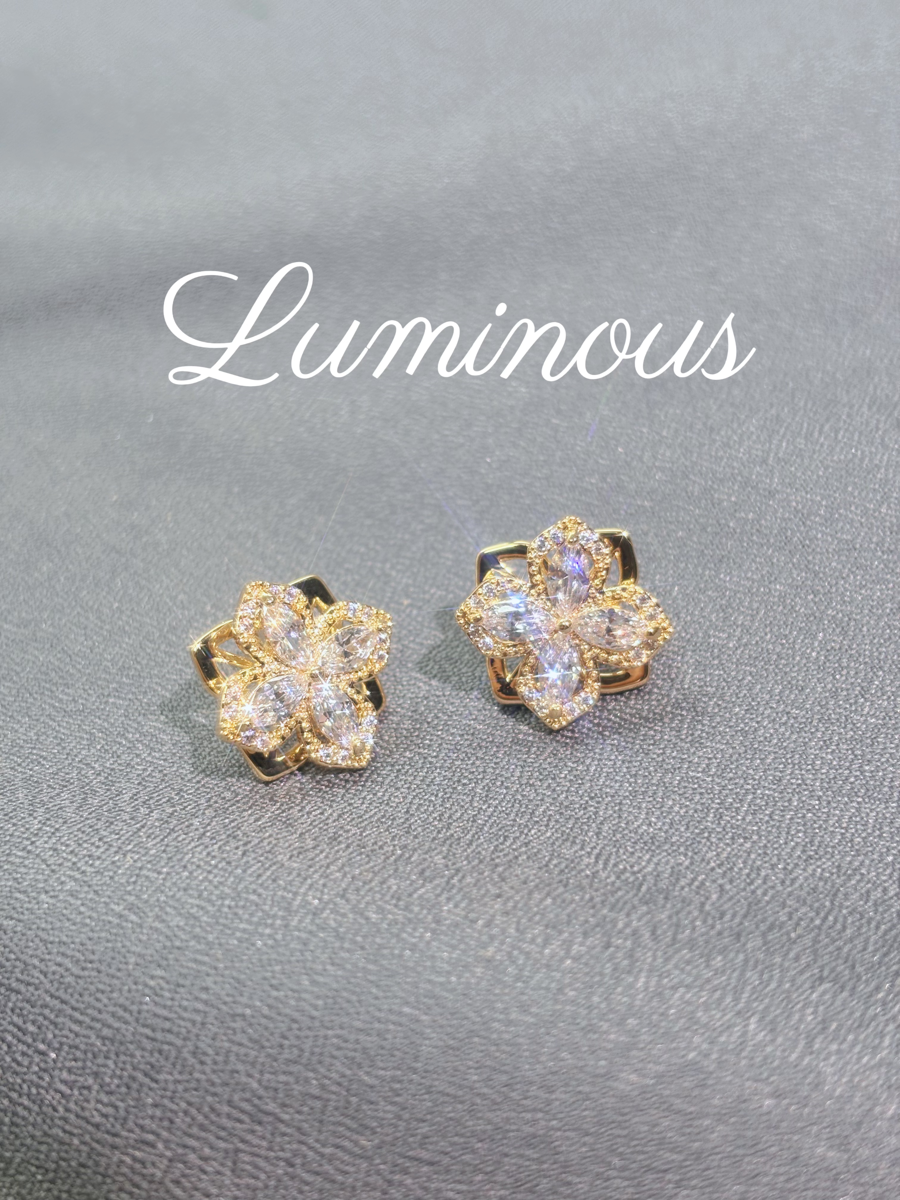 铜合金锆石耳饰 A003甜美精致轻奢镶钻旋转百搭耳钉法式小巧