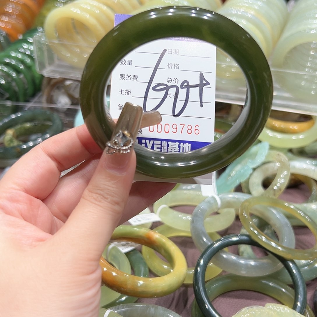 蛇纹石玉耳钉银S925镶嵌